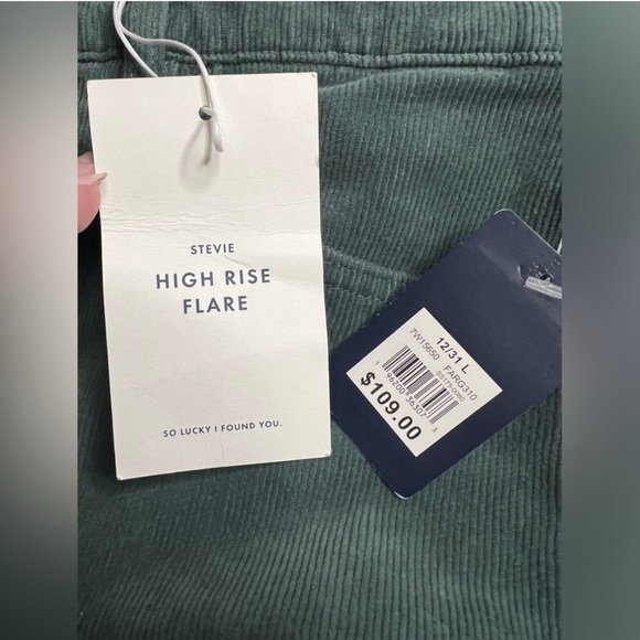 Lucky Brand - High Rise Stevie Flare Corduroy - Size 12/31L - Picture 15 of 16